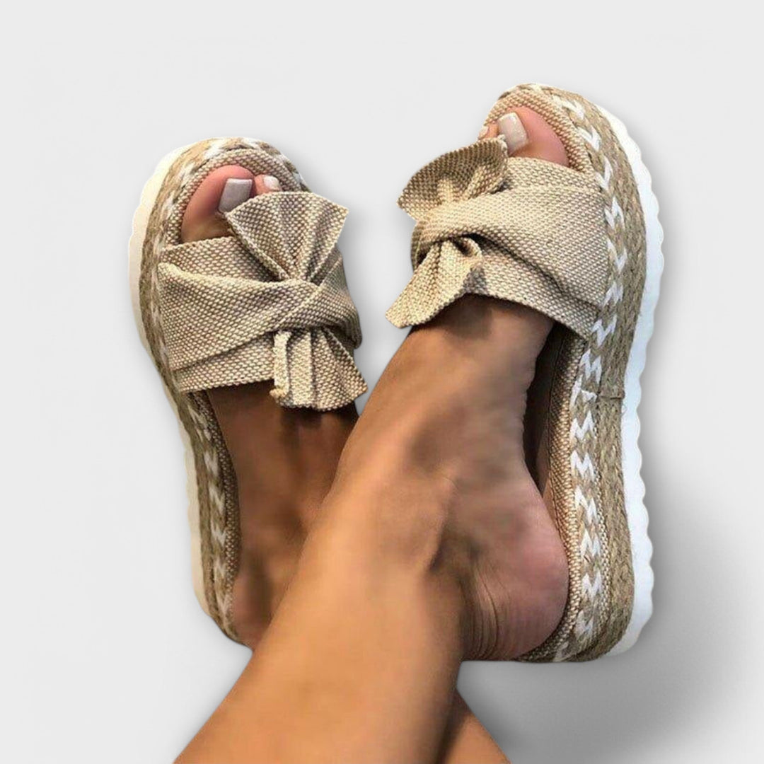 Solegenius – Orthopaedic Sandal with Bow