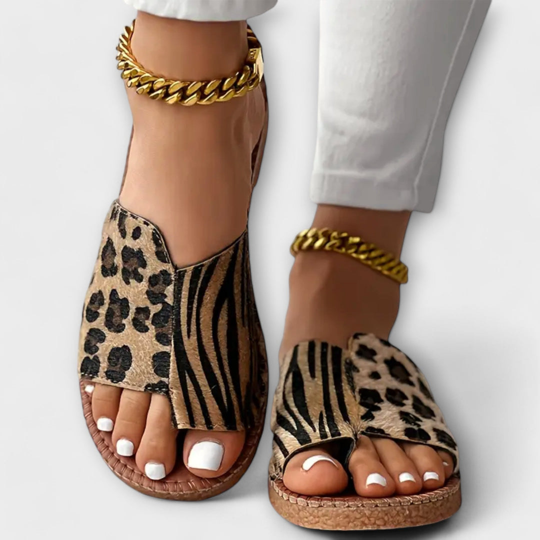 Chic Two-Tone Sliders with Leopard Print