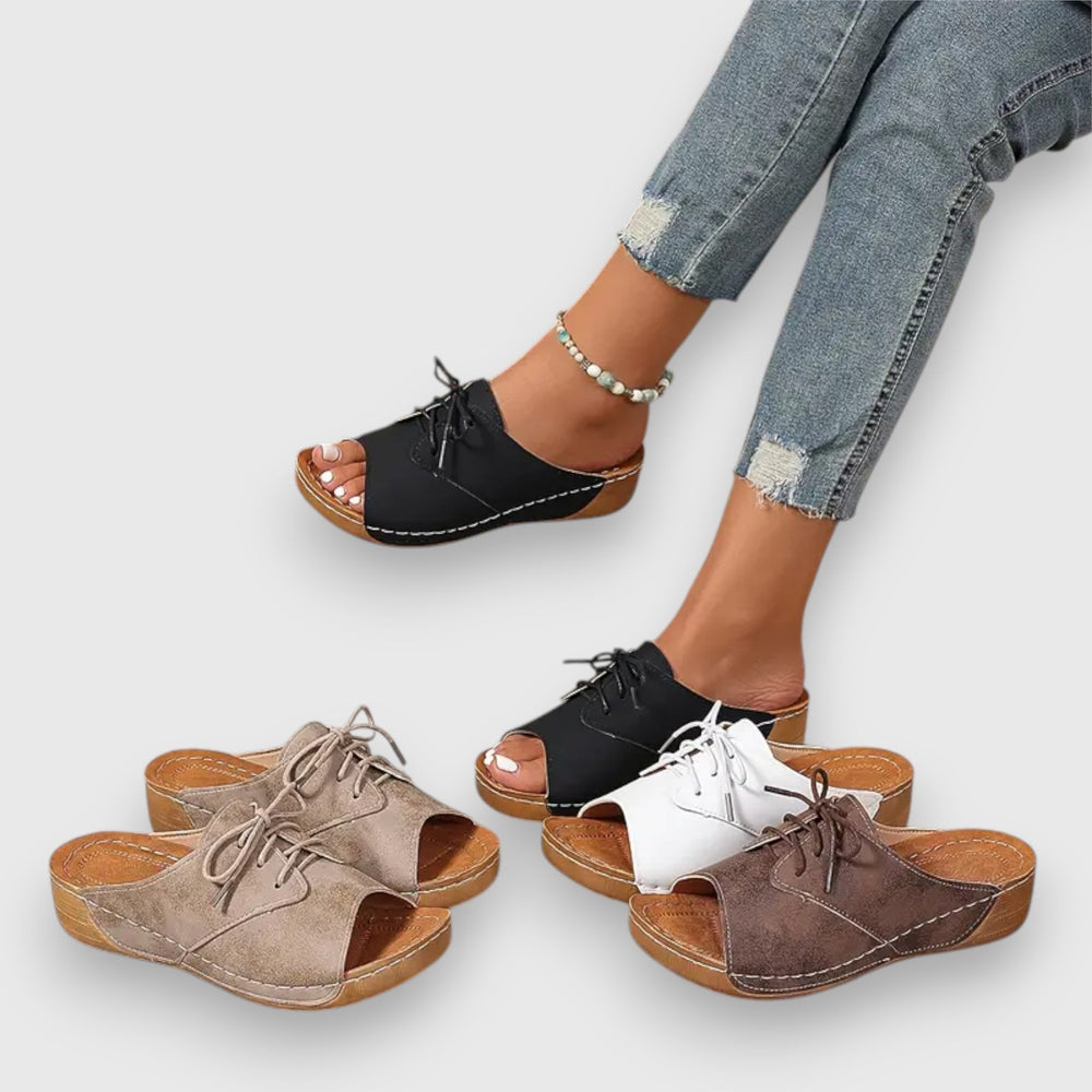 Saskia – Vintage-Style Sandal