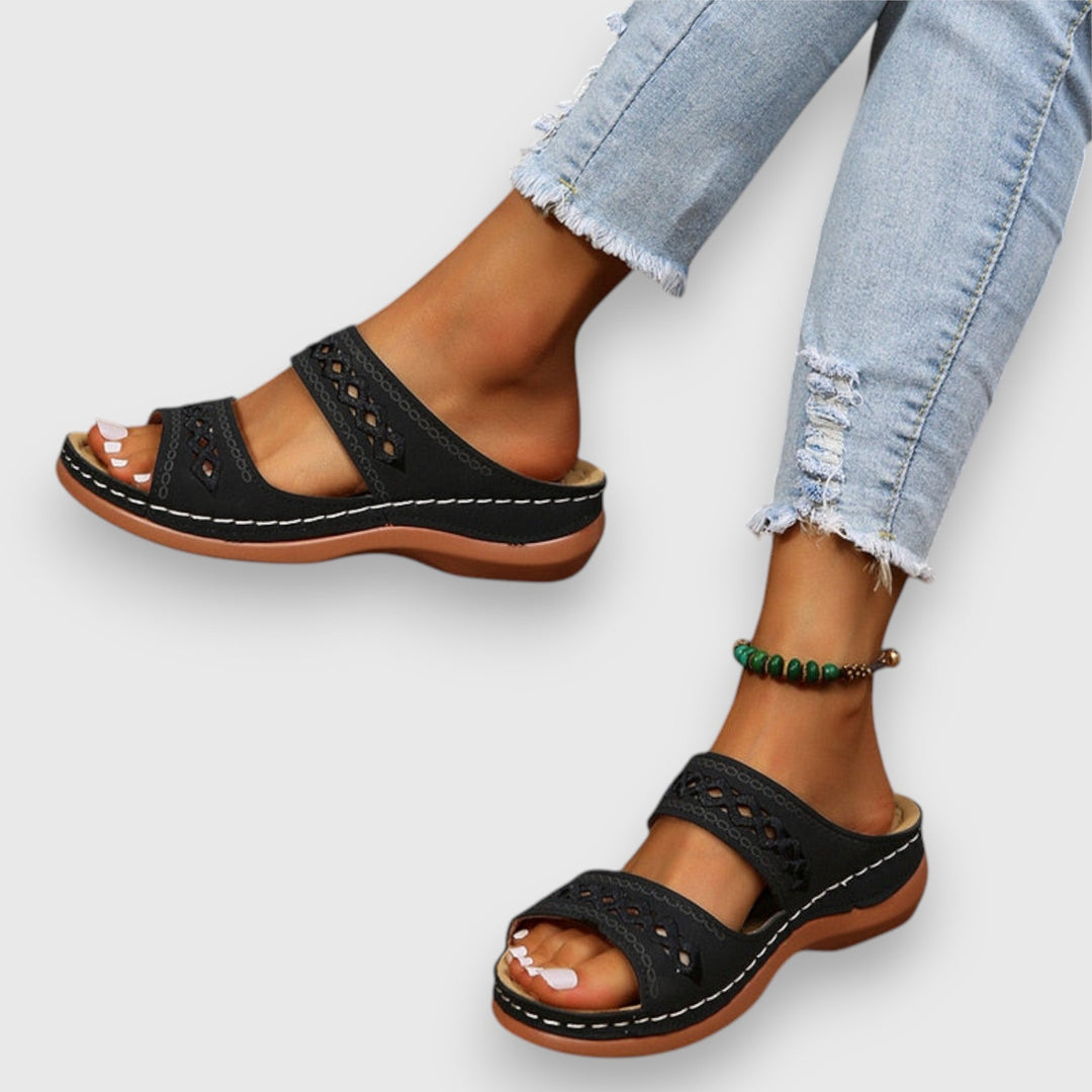 Heidi – Orthopaedic Sandal