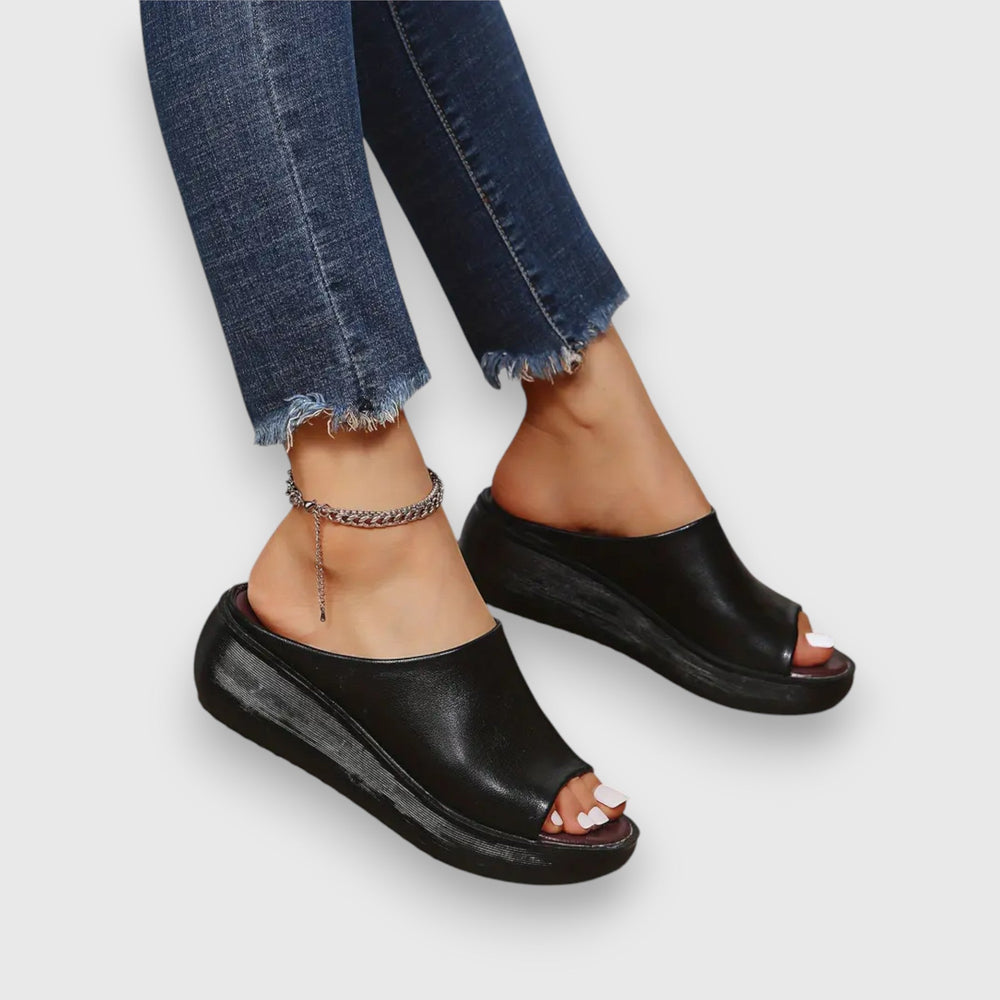 Amelie – Soft Faux Leather Sandal